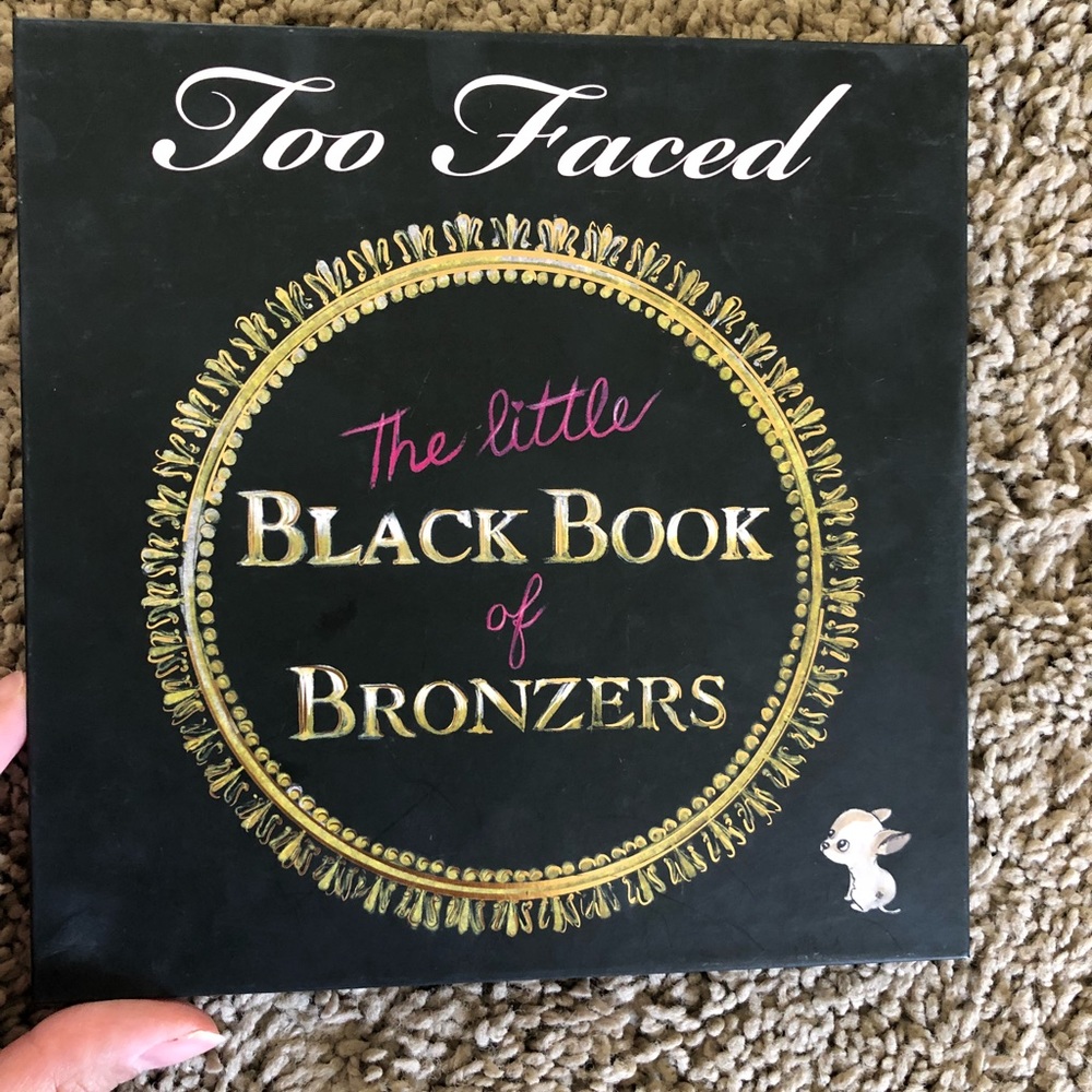 Too faced little bronzer book